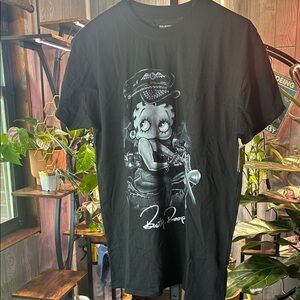 New Bristol Brands Betty Boop Shirt